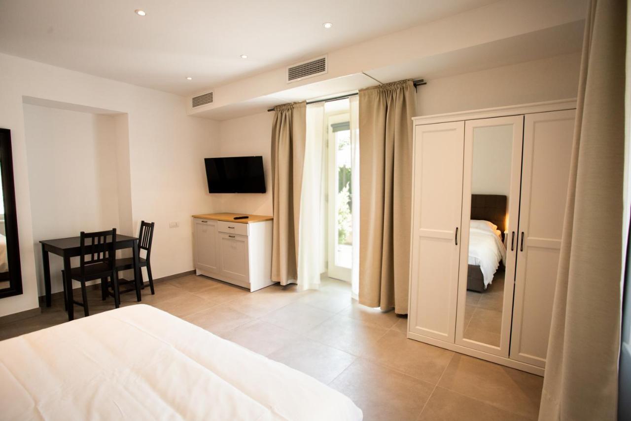Alpencity Suites Тренто Екстер'єр фото